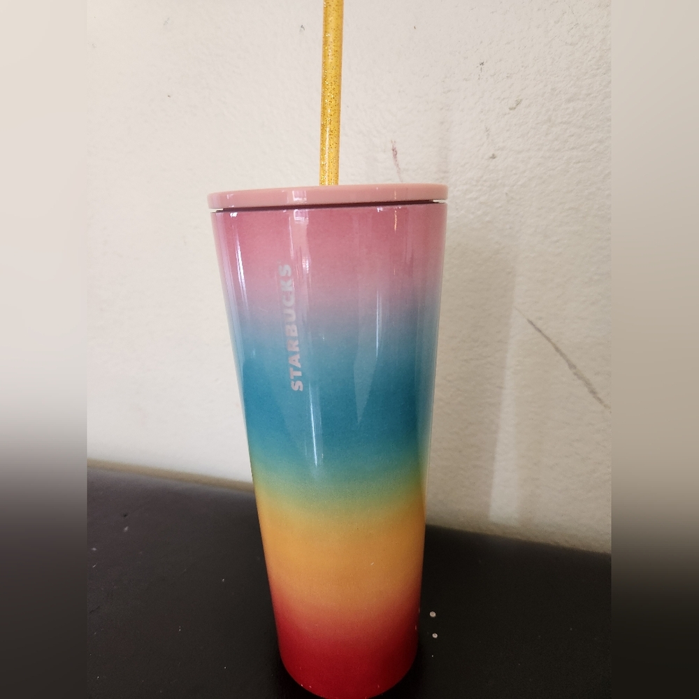 Starbuck cup